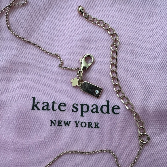 Beautiful medley stones Kate Spade necklace light gold tone - Picture 2 of 3